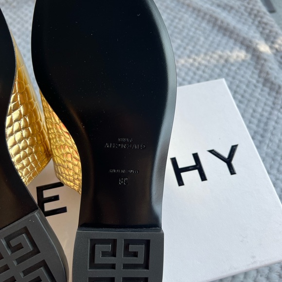 Givenchy 4G Flat Slide Mules - Picture 6 of 7